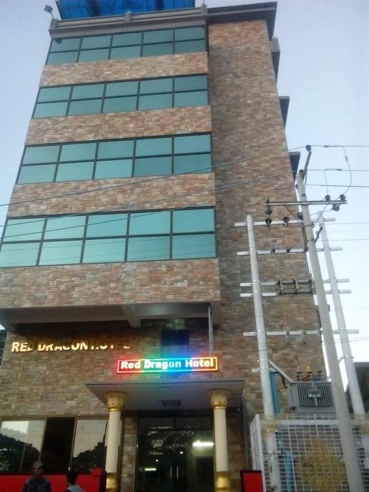 Red Dragon Hotel Hsipaw Exterior photo